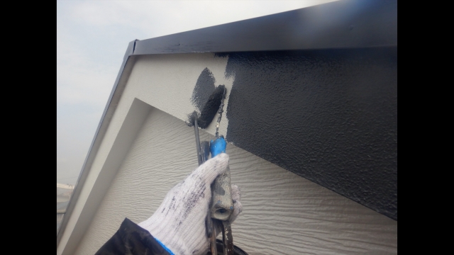 外壁塗装作業の様子